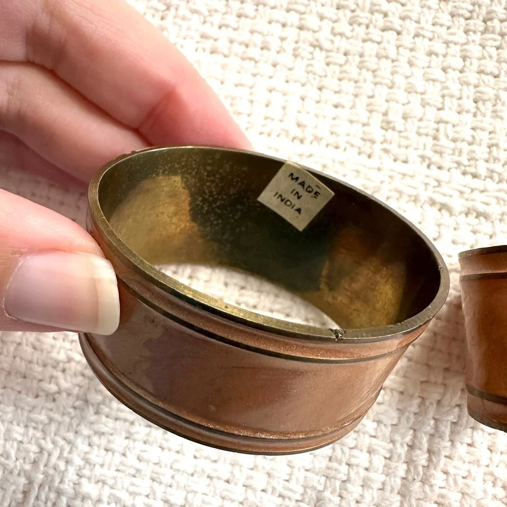 VTG Napkin Rings Set 2 Peach Marbled Enamel Brass Made In India‎ Boho MCM Decor
